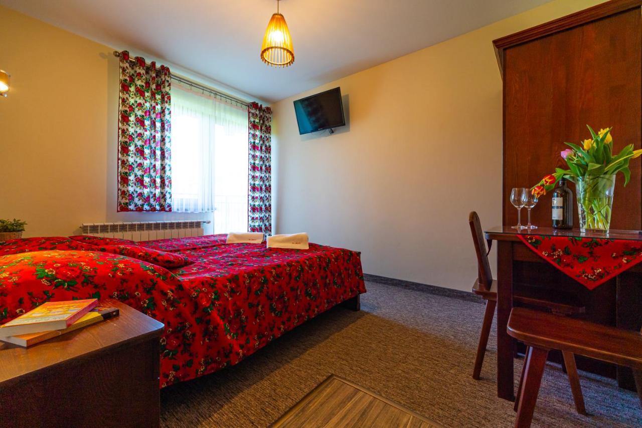 Apartamenty I Pokoje W Willi Na Ubocy Suche Bagian luar foto