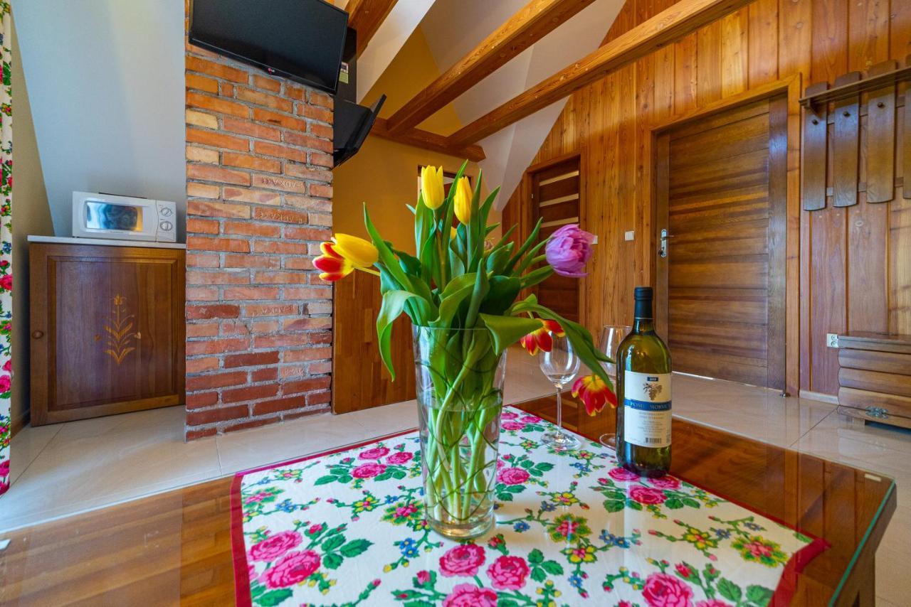 Apartamenty I Pokoje W Willi Na Ubocy Suche Bagian luar foto