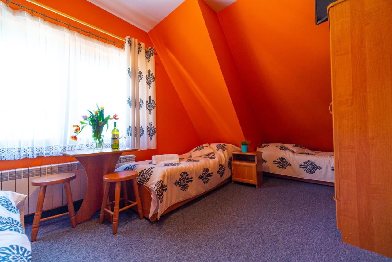 Apartamenty I Pokoje W Willi Na Ubocy Suche Bagian luar foto