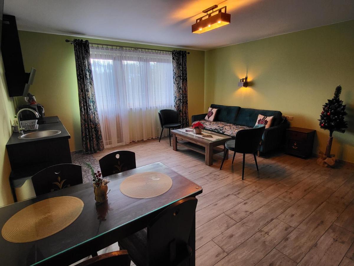 Apartamenty I Pokoje W Willi Na Ubocy Suche Bagian luar foto