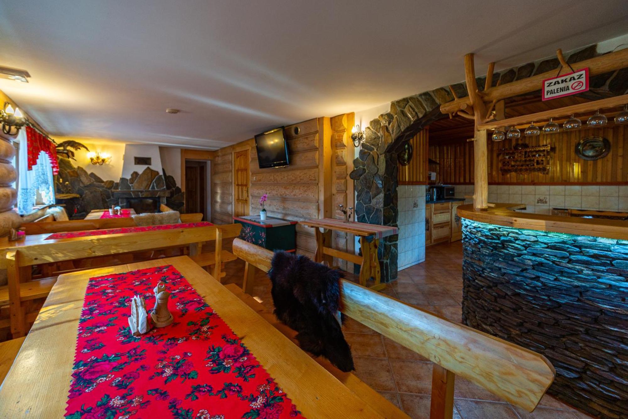 Apartamenty I Pokoje W Willi Na Ubocy Suche Bagian luar foto